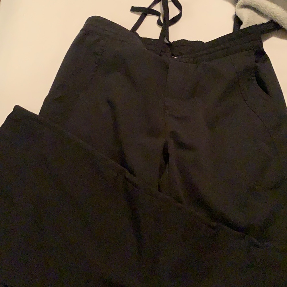Scrub bottoms